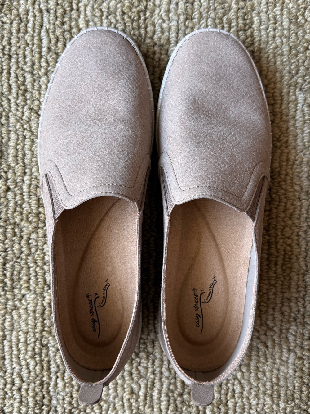 Easy Street Fresh Slip-on Sneakers